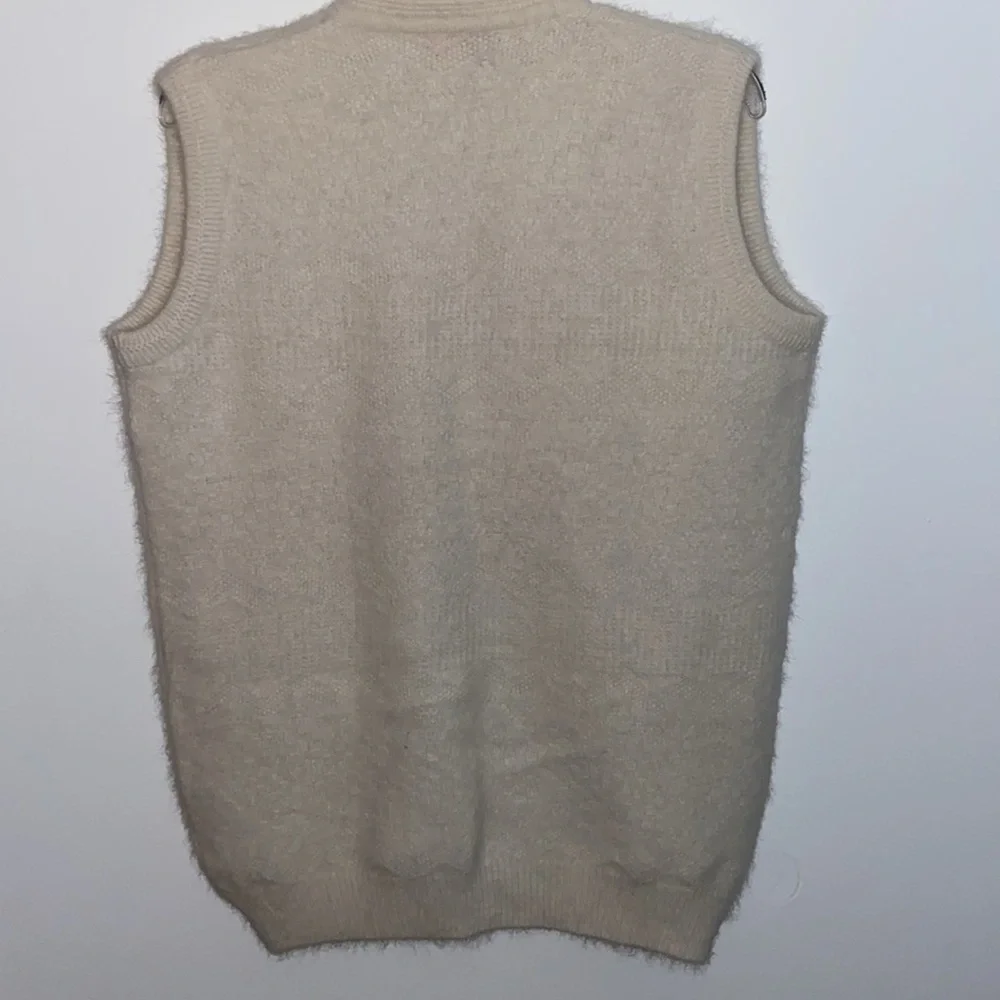 Vintage Monte Carlo Collection Kid Angora Sweater Vest size 40, good condition